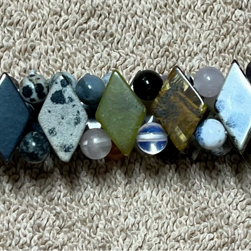 Semi-precious stone bracelet elastic Bohemian 
 multi colored‎ statement piece - Picture 5 of 7
